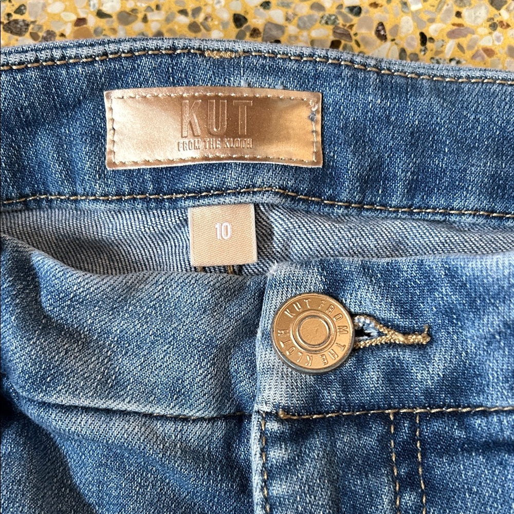 Kut from the Kloth Distressed Light Blue Wide Leg Jeans - Picture 2 of 6